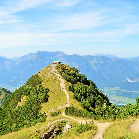 Haus Dorferstuck 알프바취